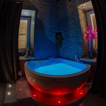 Rhome Luxury فندق مبيت وإفطار *