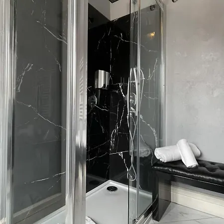 Rhome Luxury روما