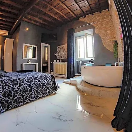 Rhome Luxury Oda ve Kahvaltı 4*