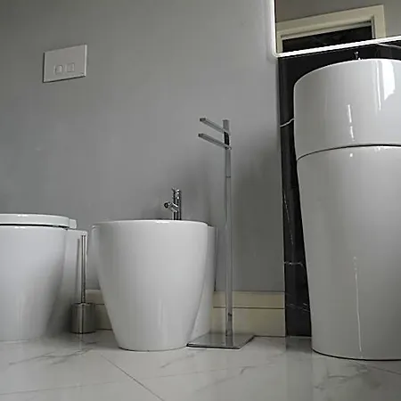 Alojamento de Acomodação e Pequeno-almoço Rhome Luxury Roma