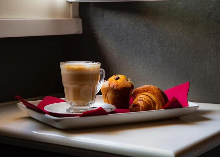 Rhome Luxury Bed & Breakfast 4*