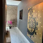Alojamento de Acomodação e Pequeno-almoço Rhome Luxury