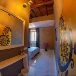 Rhome Luxury