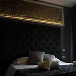Alojamento de Acomodação e Pequeno-almoço Rhome Luxury Roma