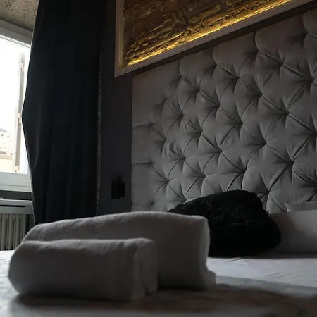 Rhome Luxury