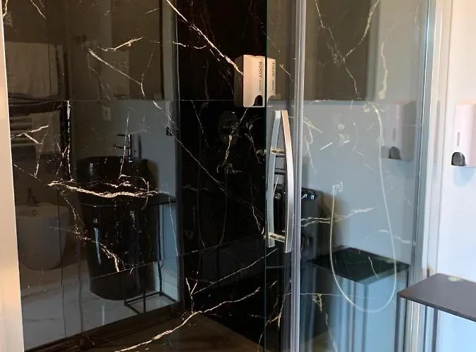 Rhome Luxury 4* רומא